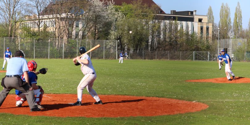 Caribes am ersten Spieltag nach der Winterpause noch etwas eingerostet Peter_Marlowe_0417